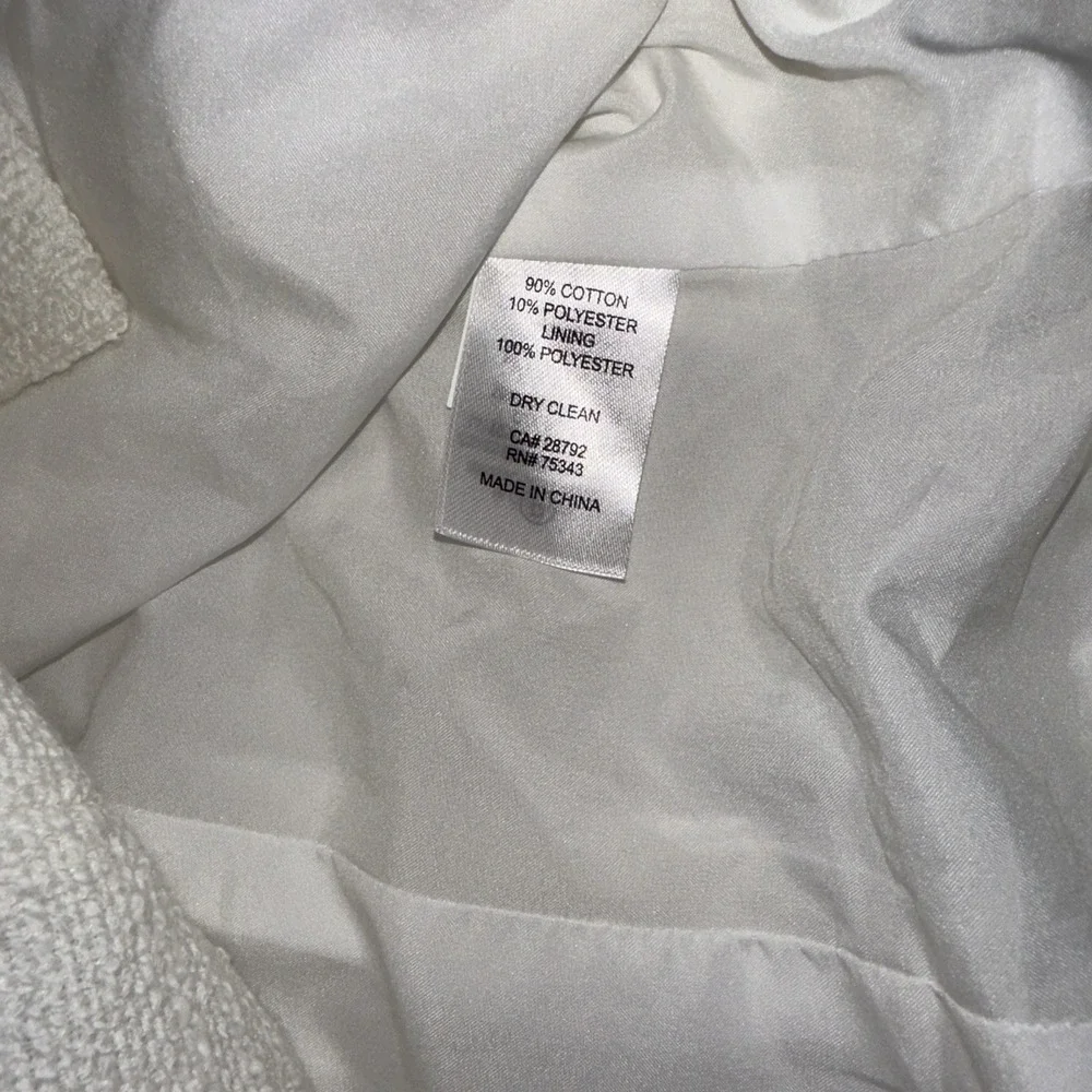 House Of Harlow Women's White Textured Blazer Gold Buttom Cropped Sz S